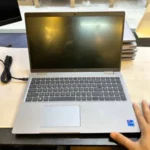 ⁦DELL L 5530 ci7 12th ram 8 ssd 256 15.6 FHD⁩ - الصورة ⁦5⁩