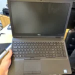 ⁦DELL E5580 ci5 8th ram 8 ssd 256 15.6⁩ - الصورة ⁦6⁩