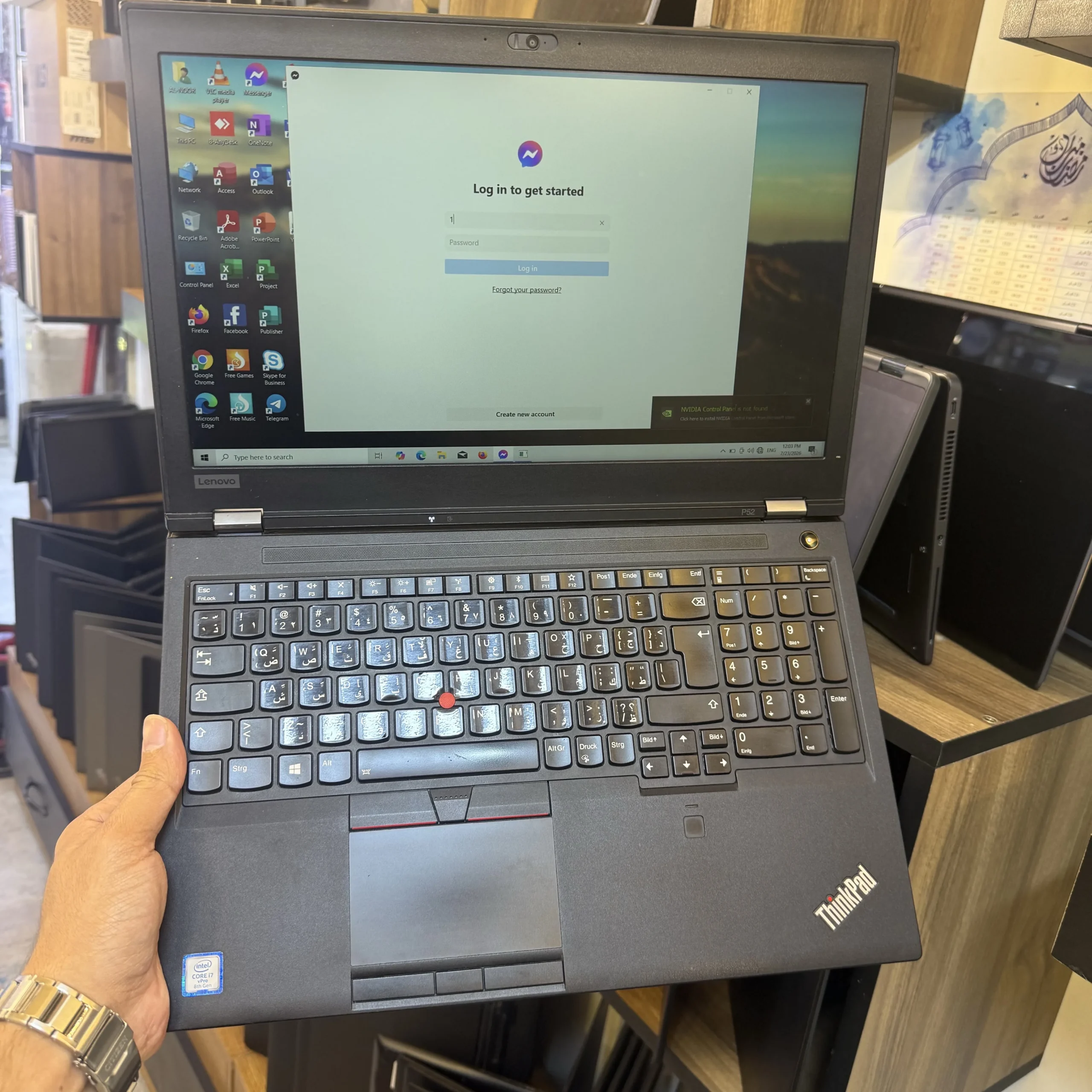 Lenovo thinkpad p52 ci7 8th h ram 16 ssd 256 VGA 4G 15.6 FHD