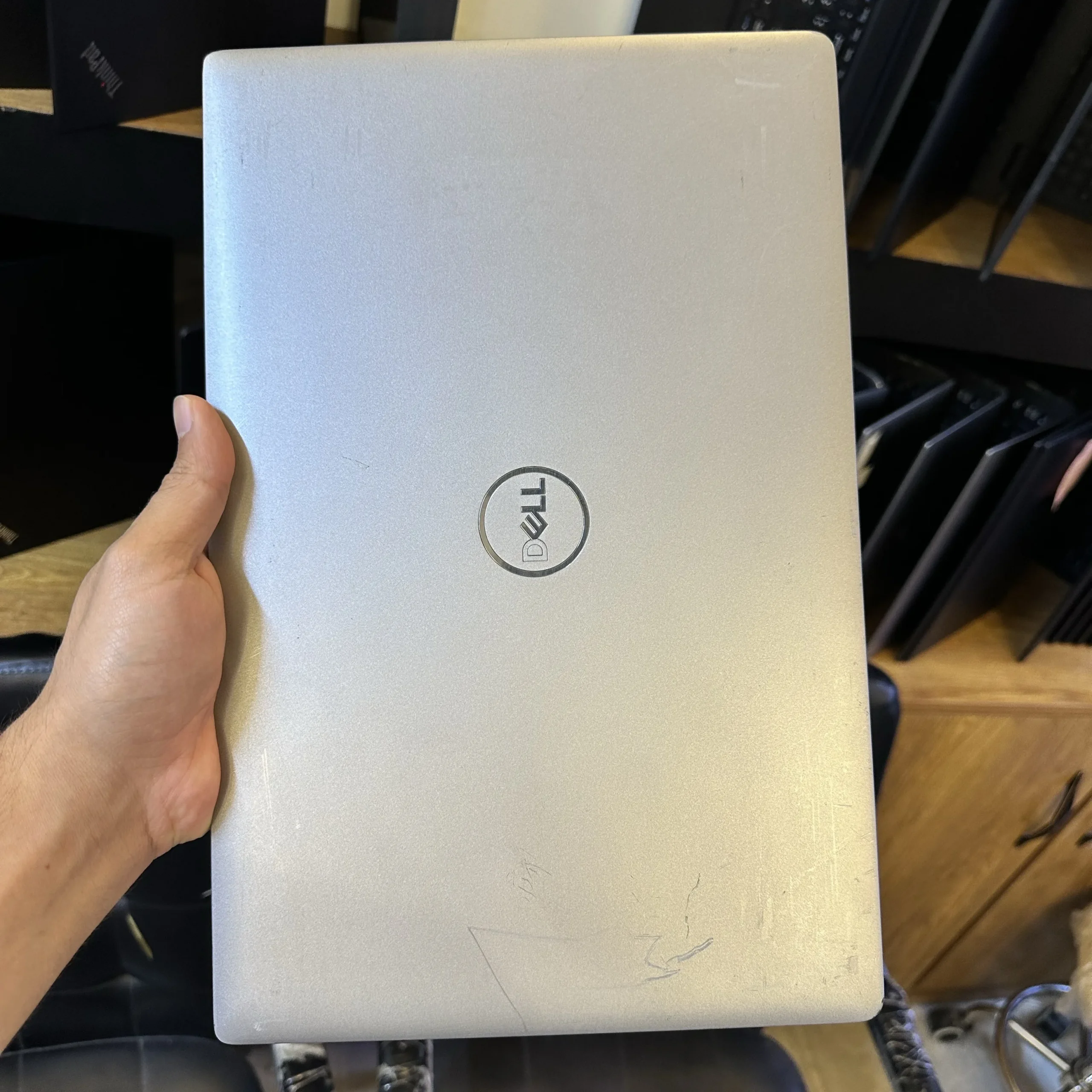 DELL PRECISION 3561 ci7 11th H ram 16 ssd 512 VGA 4G 15.6